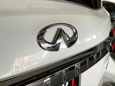 Used 2019 INFINITI QX80 Luxe w/ 22" Wheel Package image 30