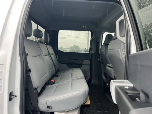 New 2025 Ford F450 XL w/ XL Chrome Package image 14
