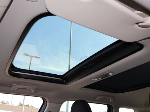 Used 2020 MINI Cooper Clubman S w/ Premium Package image 5