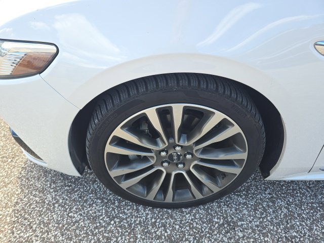 Used 2019 Lincoln Continental Select FWD image 7