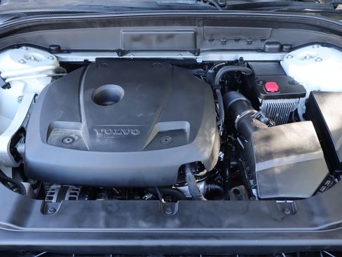 Used 2019 Volvo XC60 T5 Inscription w/ Protection Package AWD/4WD image 41