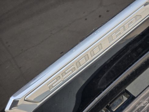 Used 2024 Chevrolet Silverado 2500 High Country w/ High Country Premium Package AWD/4WD image 11