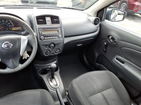 Used 2016 Nissan Versa S FWD image 13