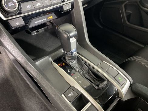Used 2020 Honda Civic EX image 16
