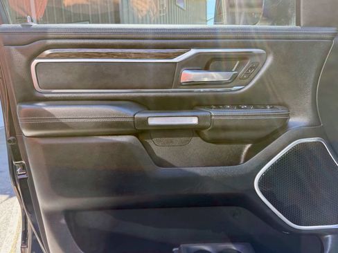 Used 2019 RAM 1500 Laramie AWD/4WD image 20