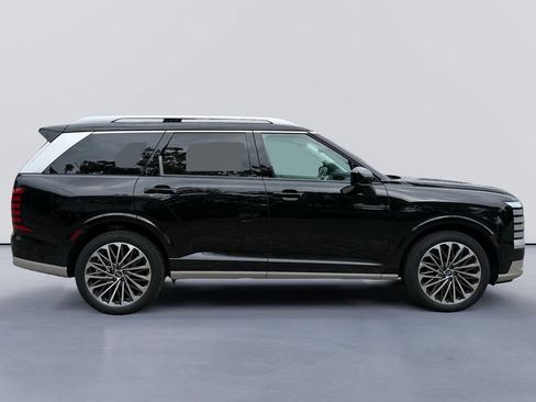 New 2026 Hyundai Palisade Calligraphy FWD image 2