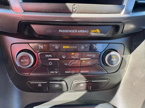 Used 2020 Ford Transit Connect XL image 41