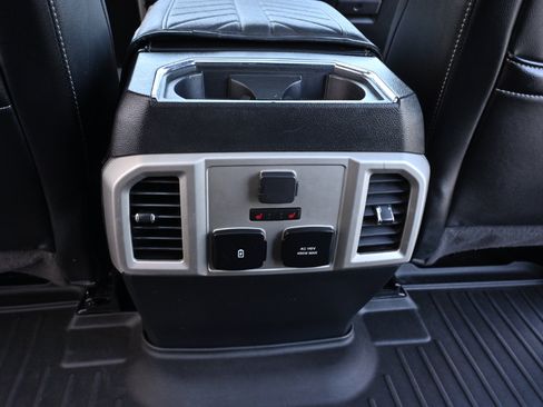 Used 2019 Ford F150 Lariat w/ Equipment Group 502A Luxury RWD image 29
