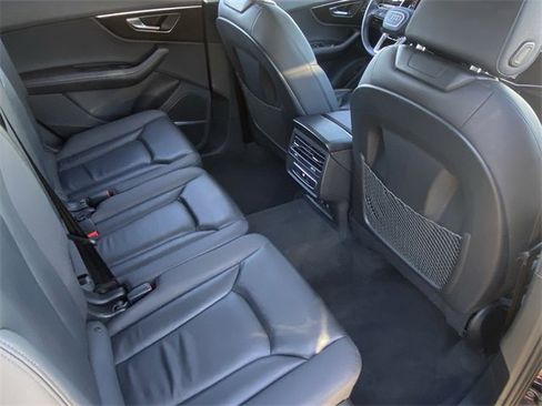 Used 2023 Audi Q7 3.0T Premium Plus image 22