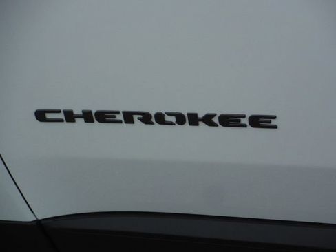 New 2026 Jeep Cherokee Laredo AWD/4WD image 7