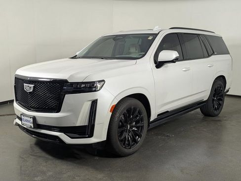 Used 2023 Cadillac Escalade Sport Platinum image 4