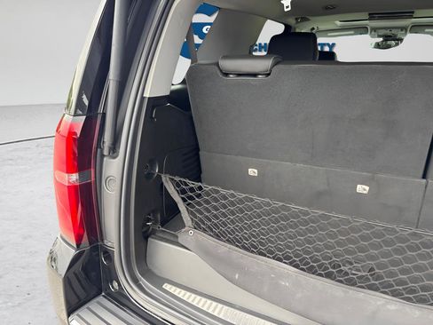Used 2019 Chevrolet Tahoe Premier AWD/4WD image 9