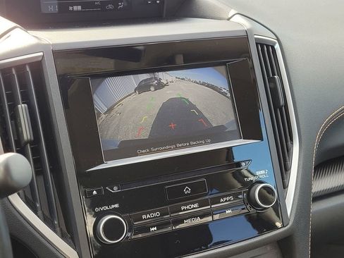 Used 2021 Subaru Crosstrek 2.0i Premium image 23