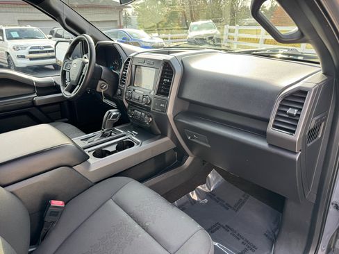 Used 2018 Ford F150 XLT w/ Equipment Group 302A Luxury image 35