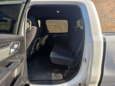 Used 2022 RAM 1500 Big Horn AWD/4WD image 23