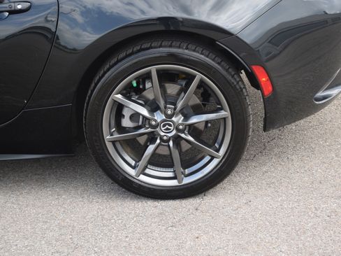 Used 2019 MAZDA MX-5 Miata RF Grand Touring w/ GT-S Package image 27