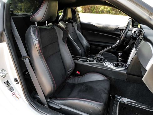 Used 2014 Subaru BRZ Limited w/ Popular Package #1A image 33