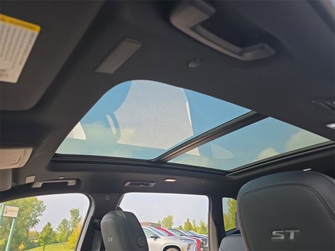 New 2026 Buick Enclave Sport Touring w/ Super Cruise Package image 31