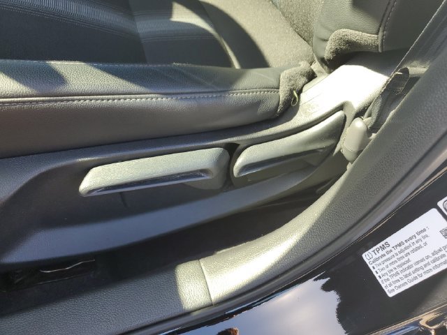 Certified 2025 Honda Civic Sport image 21