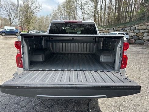 Used 2021 Chevrolet Silverado 1500 LT image 29