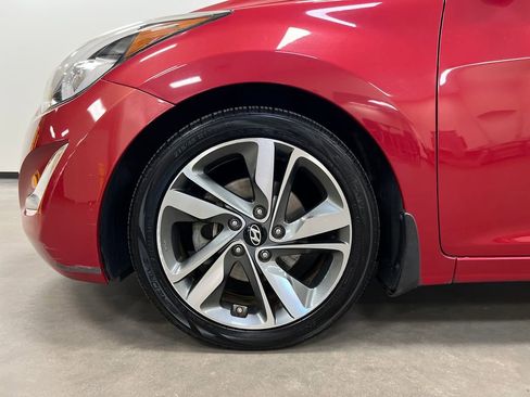 Used 2015 Hyundai Elantra Limited FWD image 31