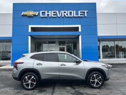 Certified 2025 Chevrolet Trax RS w/ Driver Confidence Package