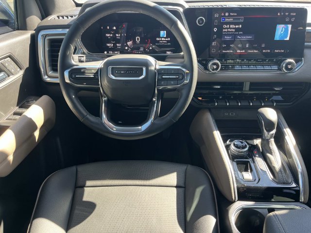 Used 2026 GMC Canyon Denali AWD/4WD image 15