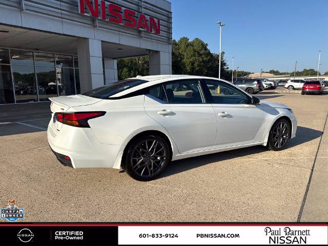 Certified 2024 Nissan Altima 2.0 SR FWD image 7