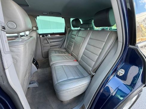 Used 2004 Volkswagen Touareg V8 image 28