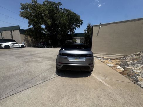 Used 2025 Land Rover Range Rover Evoque S AWD/4WD image 5