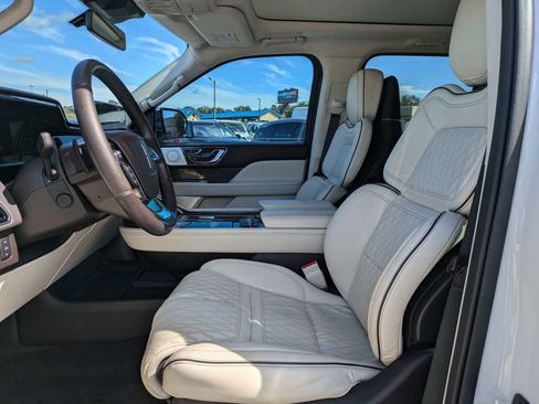 Certified 2022 Lincoln Navigator L Black Label AWD/4WD image 22