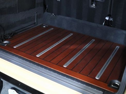 Used 2022 Mercedes-Benz G 550 image 30