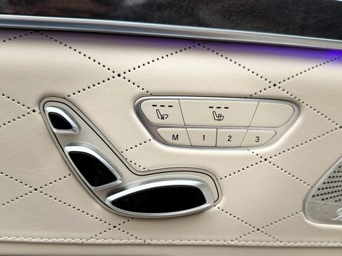 Used 2015 Mercedes-Benz S 63 AMG 4MATIC Sedan image 29