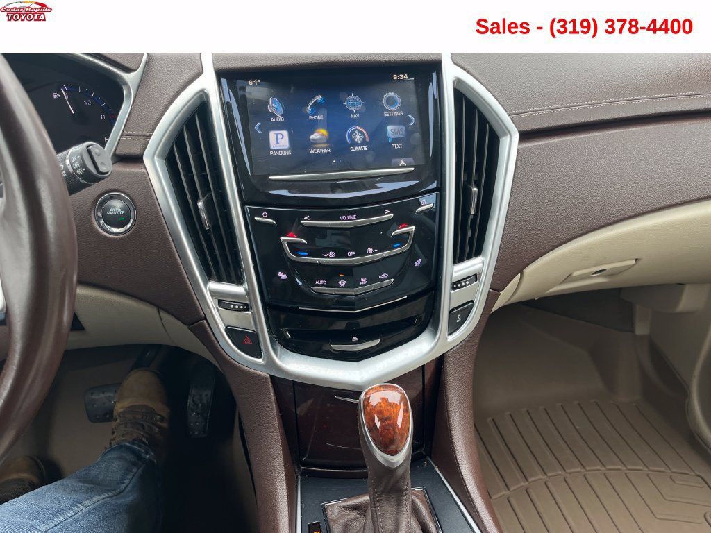 Used 2015 Cadillac SRX Luxury w/ Driver Awareness Package FWD image 18