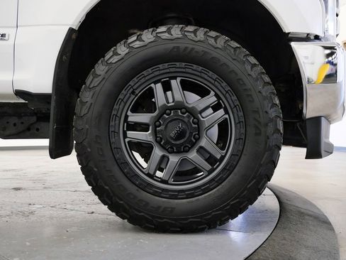 Used 2017 Ford F350 XLT w/ FX4 4x4 Off Road Package image 36