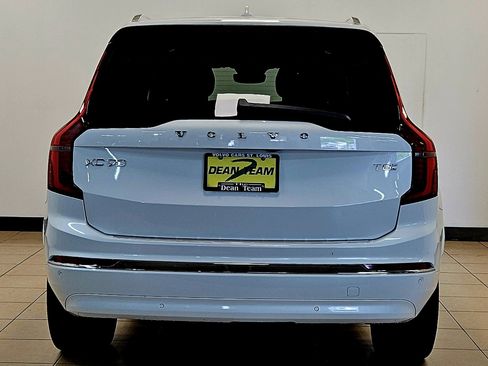 New 2026 Volvo XC90 T8 Ultra w/ Lounge Package AWD/4WD image 9