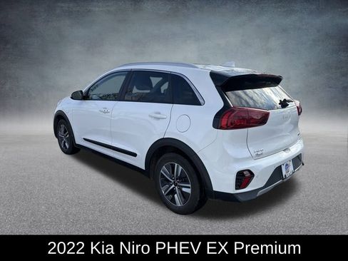 Used 2022 Kia Niro EX Premium image 3