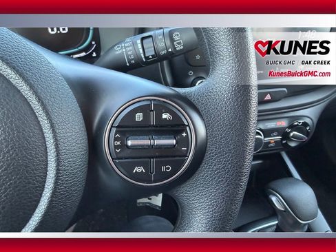 Used 2025 Kia Soul LX w/ LX Technology Package image 13