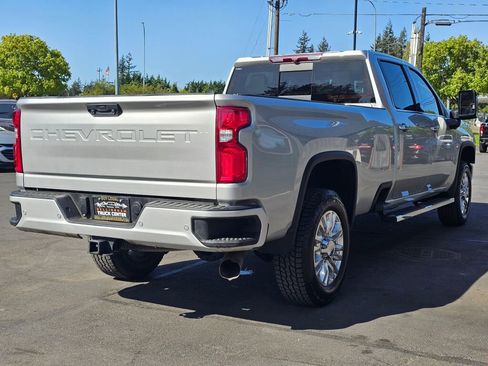 Used 2023 Chevrolet Silverado 3500 High Country AWD/4WD image 5