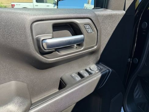 Used 2025 GMC Sierra 1500 Pro w/ Graphite Edition AWD/4WD image 11