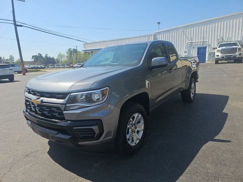 Used 2022 Chevrolet Colorado LT w/ Fleet Safety Package image 7