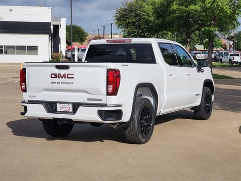 New 2025 GMC Sierra 1500 Elevation image 4