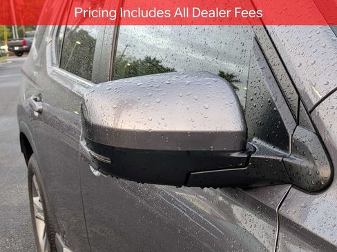 Used 2025 Honda Pilot EX-L image 12