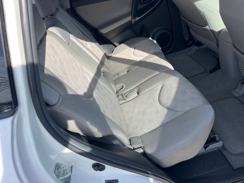 Used 2012 Toyota RAV4 4WD w/ Value Pkg image 15