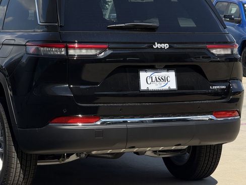 New 2025 Jeep Grand Cherokee Laredo X image 6