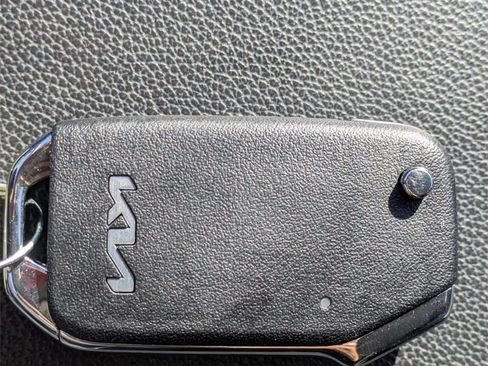 Used 2024 Kia Sportage LX image 30