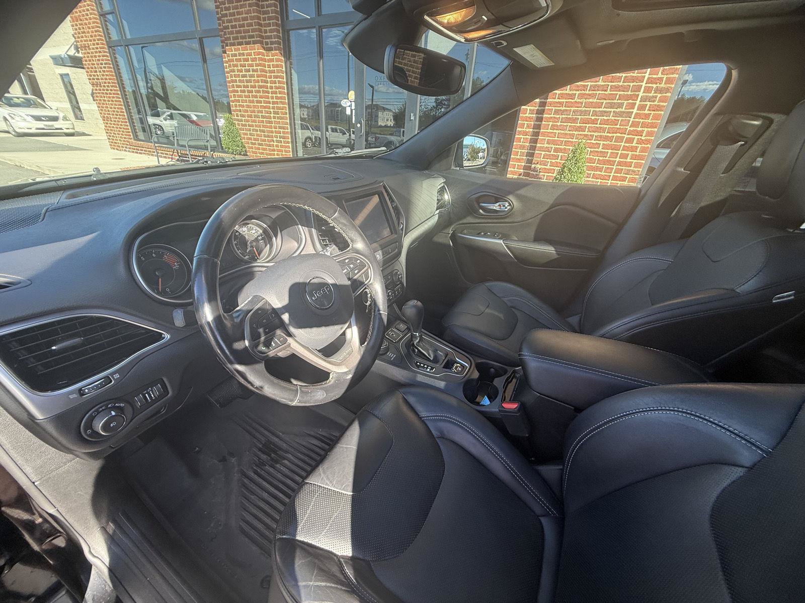 Used 2021 Jeep Cherokee Latitude Lux 80th Anniv w/ Quick Order Package 26U 80TH AWD/4WD image 15
