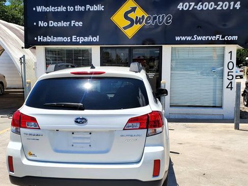 Used 2012 Subaru Outback 2.5i Limited w/ Moonroof Pkg AWD/4WD image 11