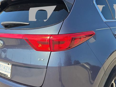 Used 2019 Kia Sportage EX image 7