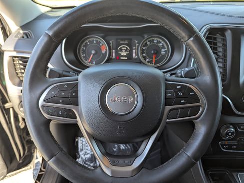 Used 2021 Jeep Cherokee Latitude Plus image 33